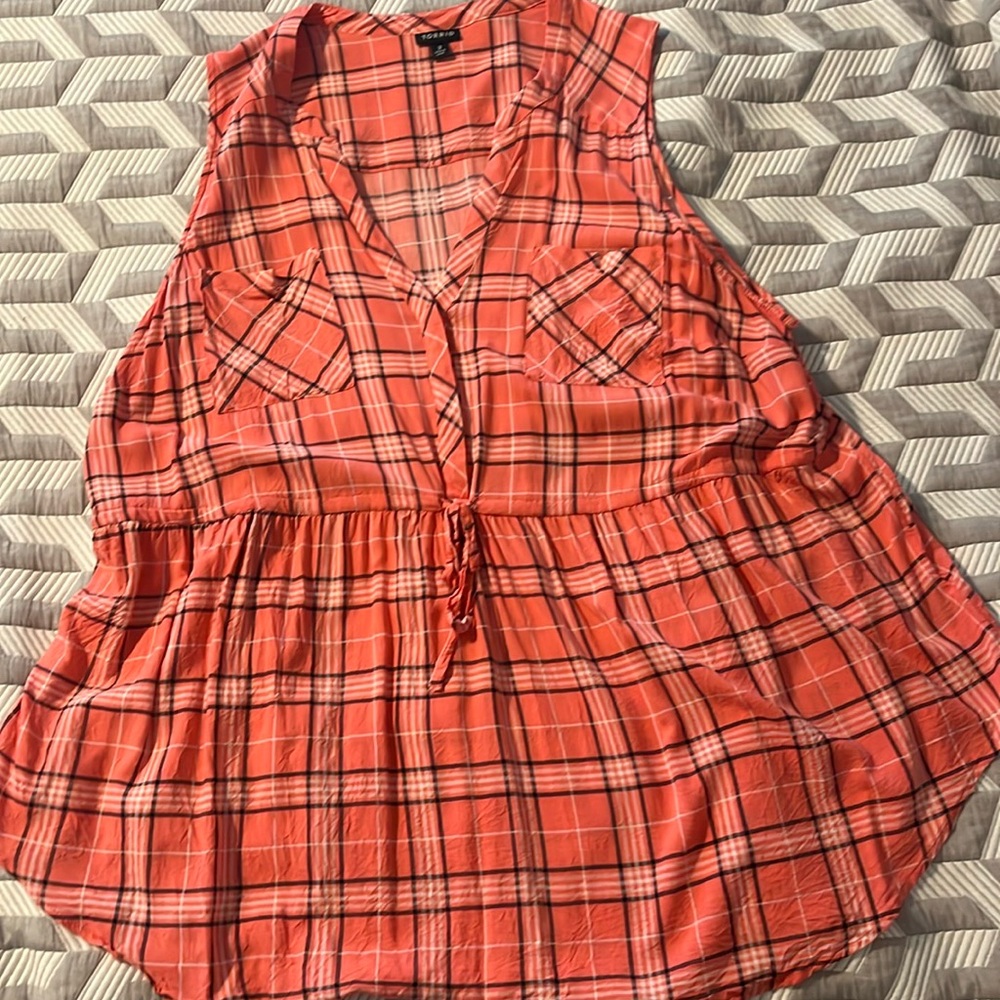 Torrid top. Size 3. Plaid design.